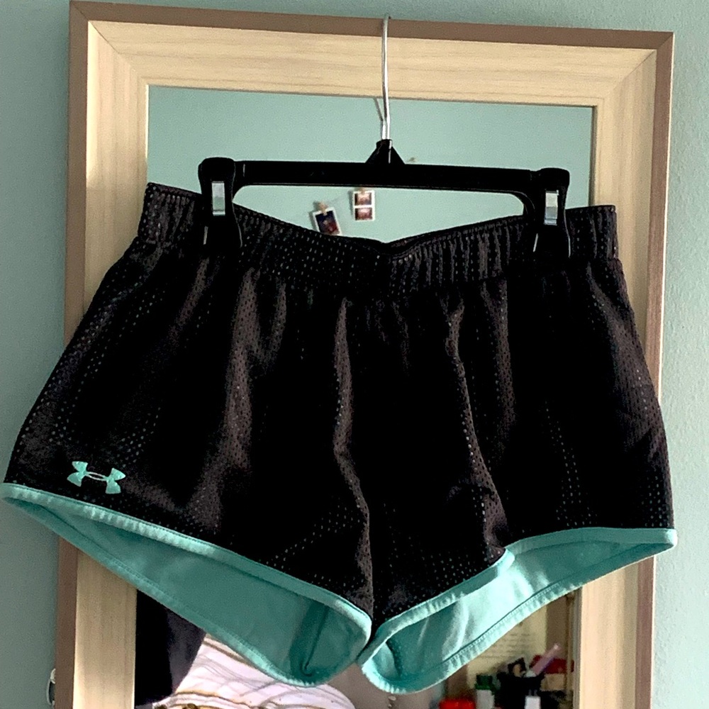 XS Gray Under Armor shorts